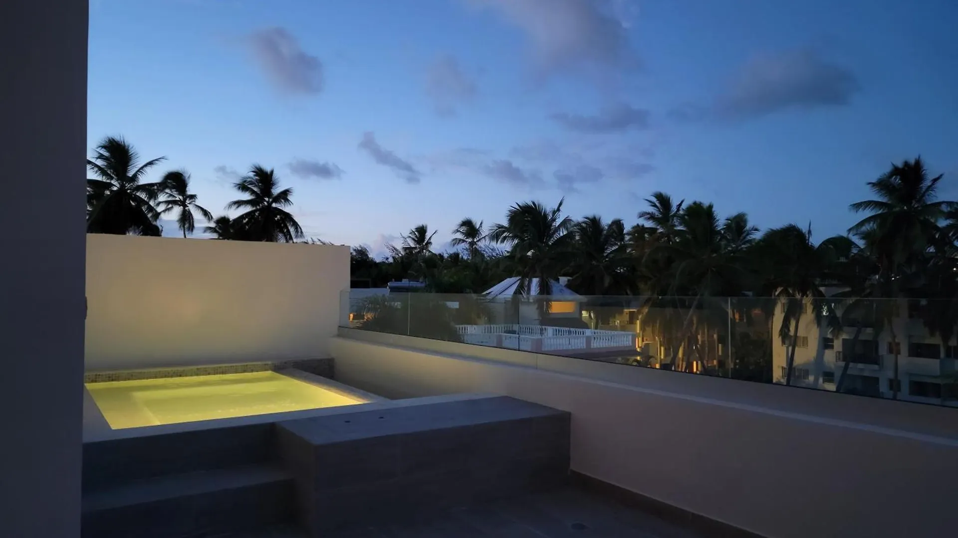 Apartment With Private Picuzzi 30M From The Beach Πούντα Κάνα